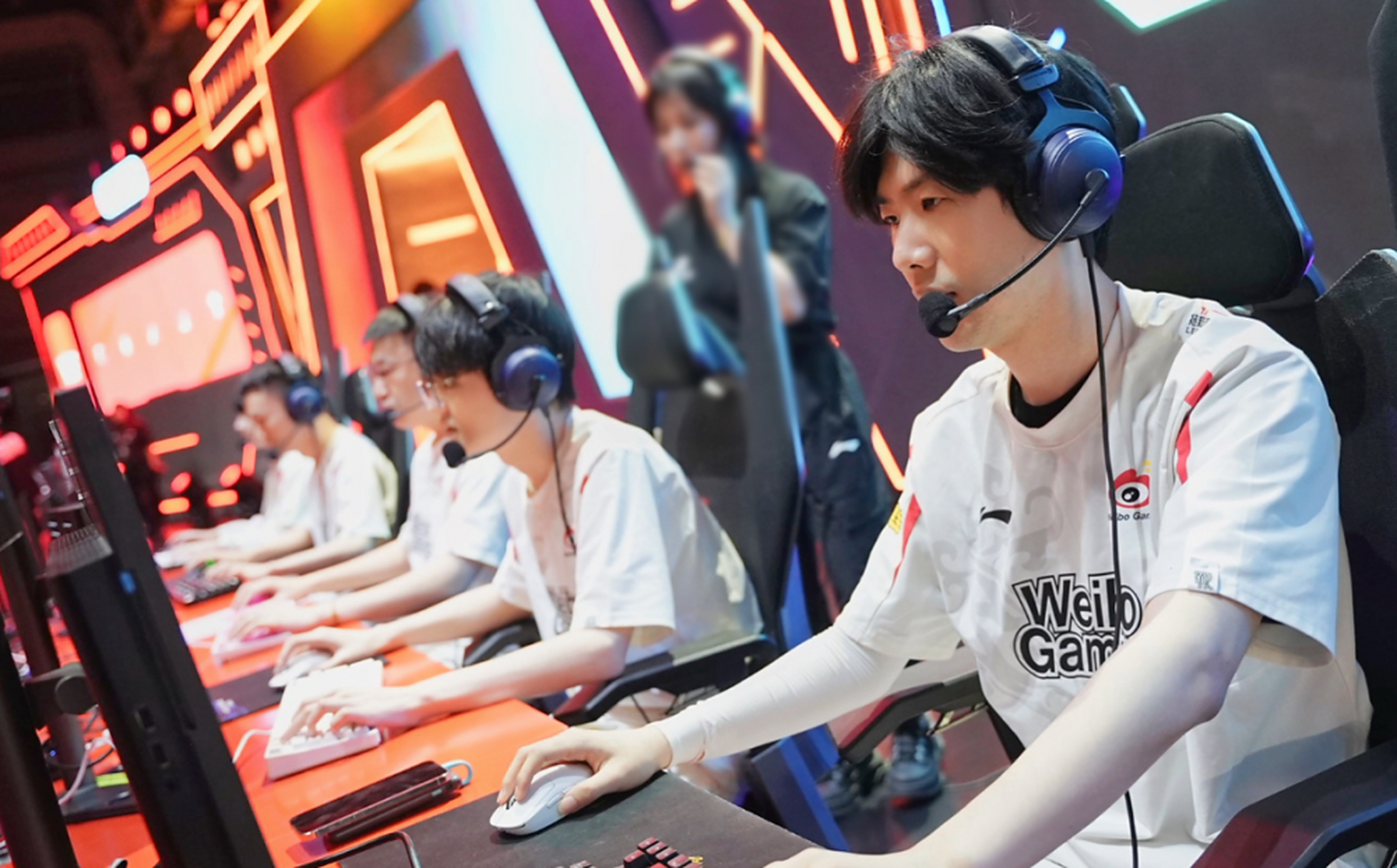 FLY绝杀EDG，Xiaohu团战一打五2025世界赛2:0（伦敦）