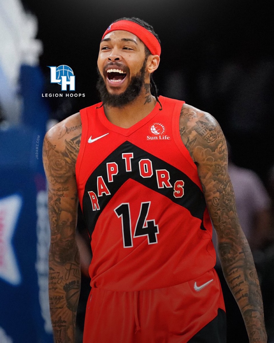 鹈鹕客场大胜太阳，英格拉姆33分砍下！