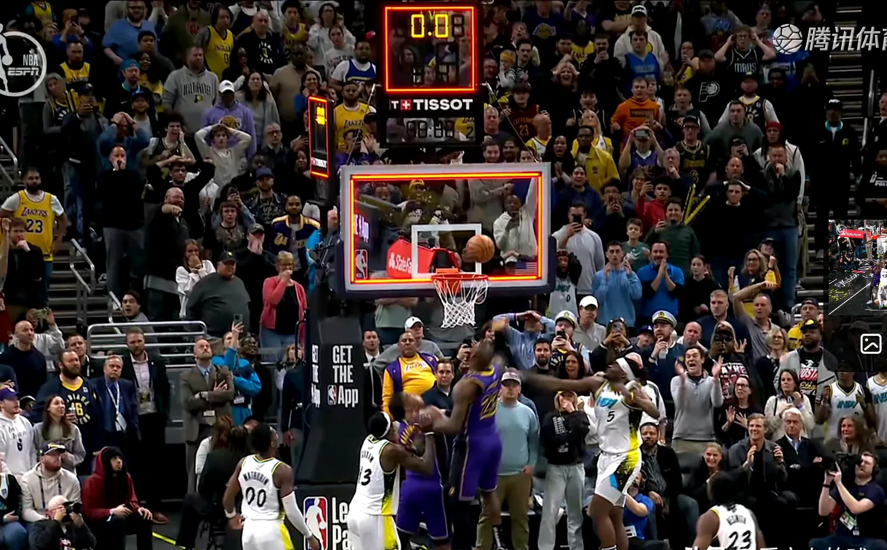 开云体育中国-湖人不敌步行者，三连败