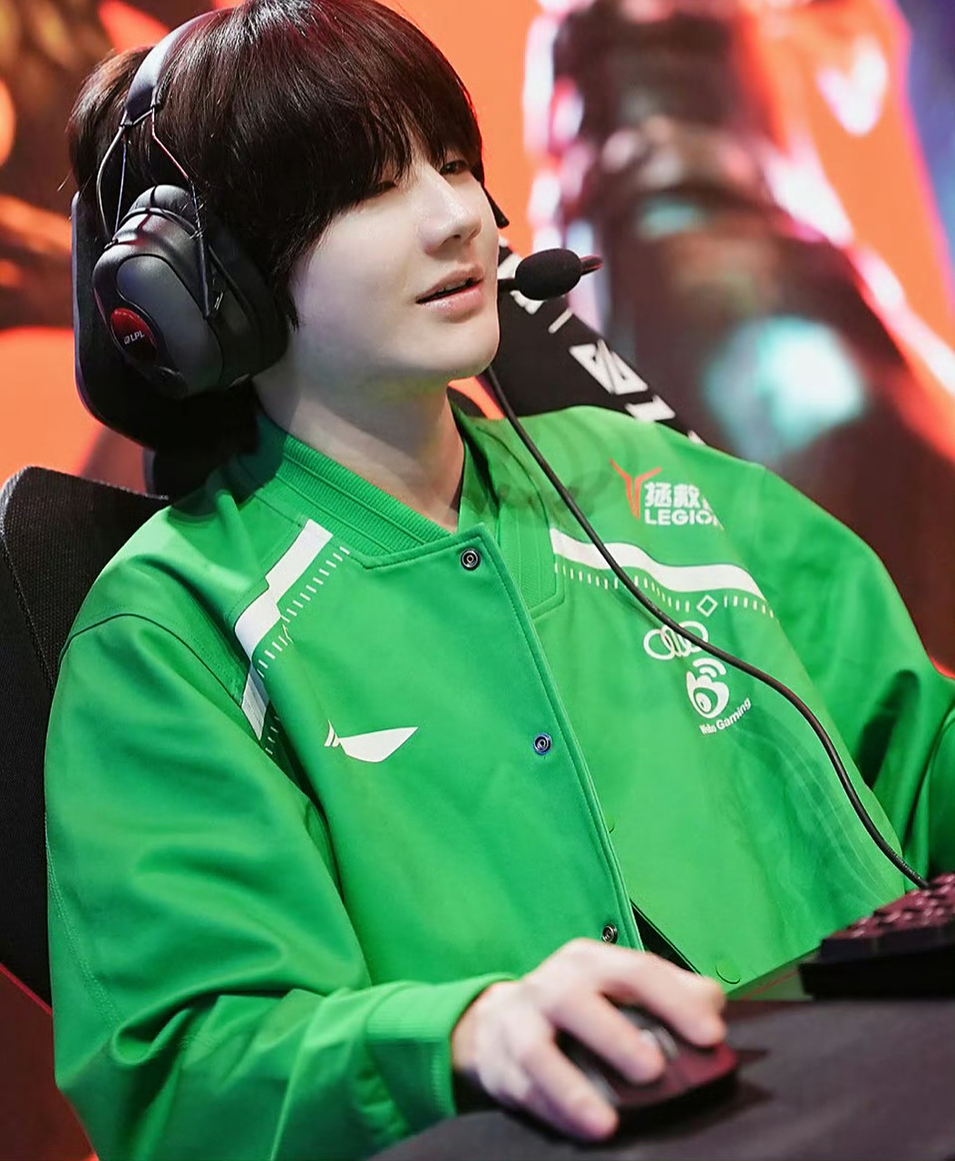 开云平台-包含LGD爆冷WBG，Bwipo一己之力扛起全队的词条