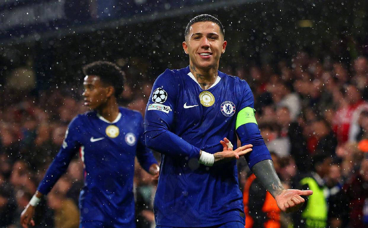 英超明星选手受伤退赛,引发热议 英超明星选手受伤退赛,引发热议