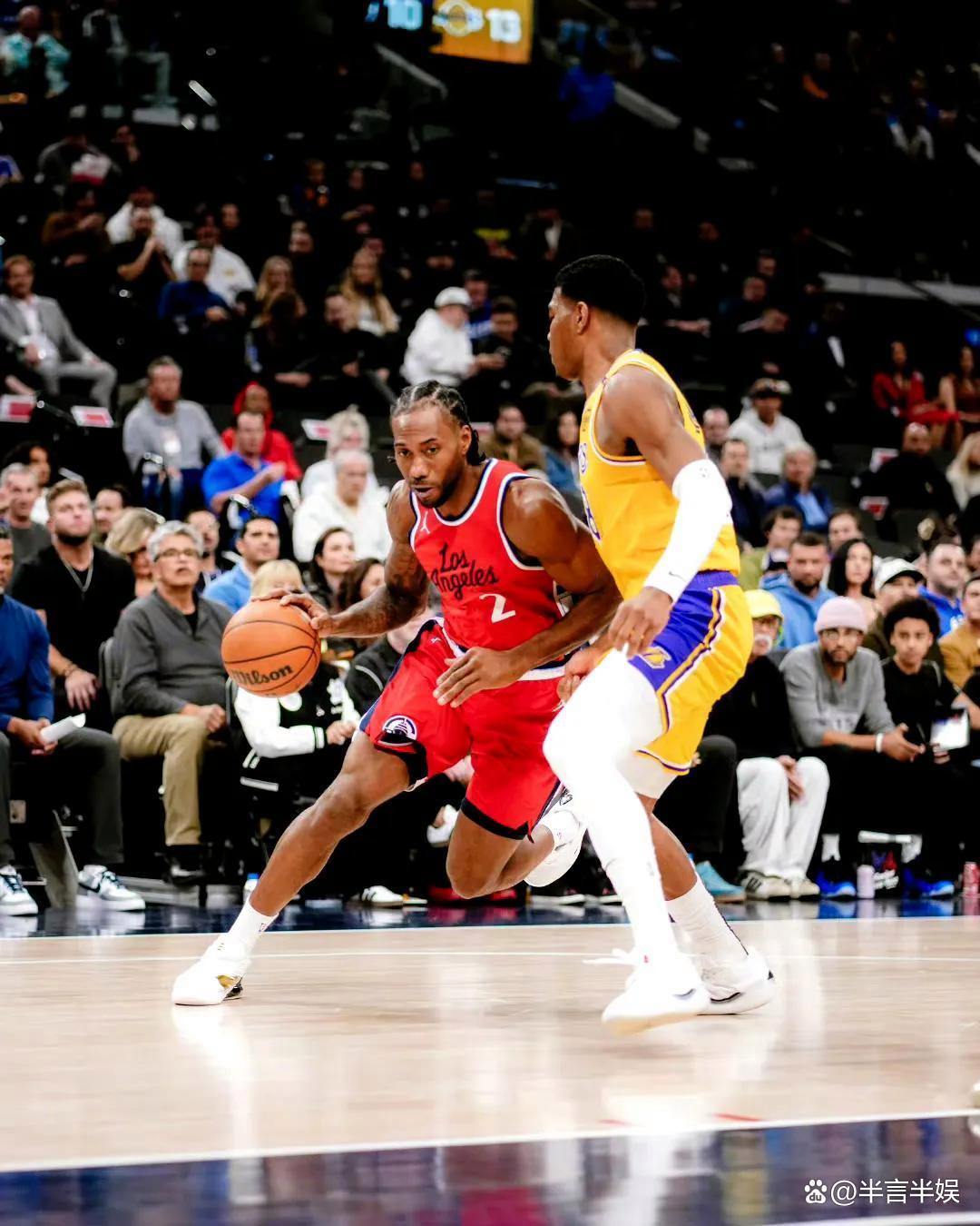 开云体育app-独行侠轻取76人，布克关键制胜