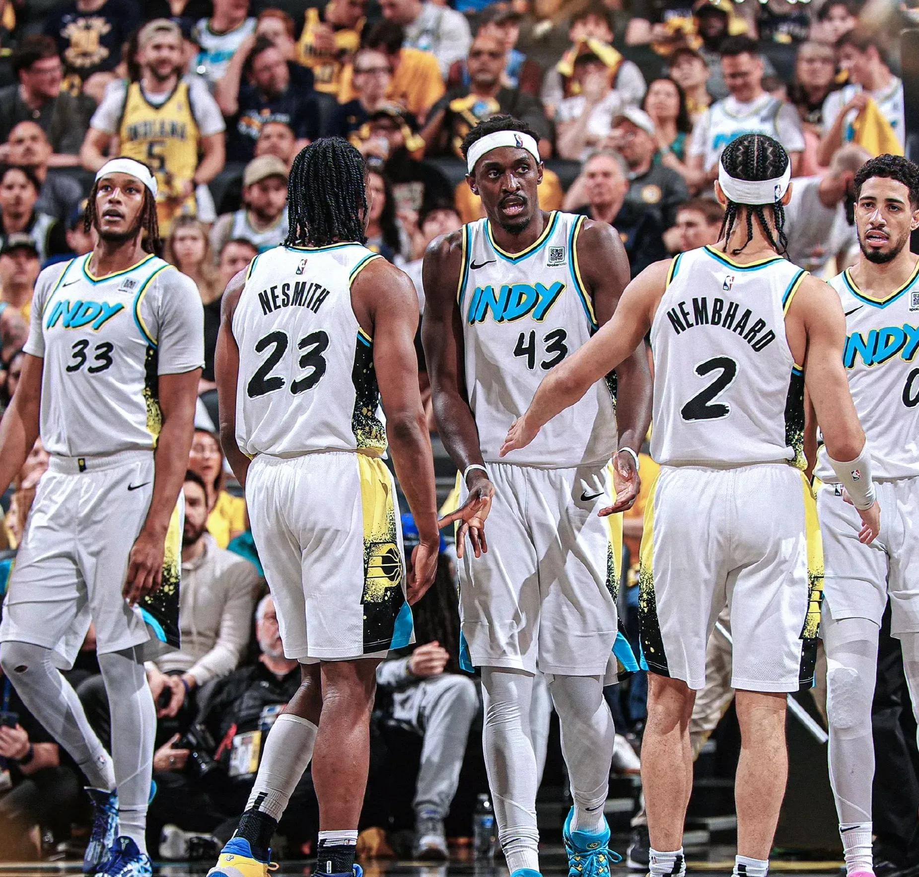 独行侠轻取76人，布克关键制胜