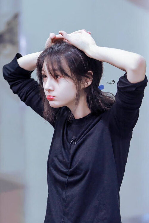开云APP-北欧灯塔照亮南美雄鹰，卢卡库导演丹麦控球大戏，2026世界杯F组战局扑朔迷离